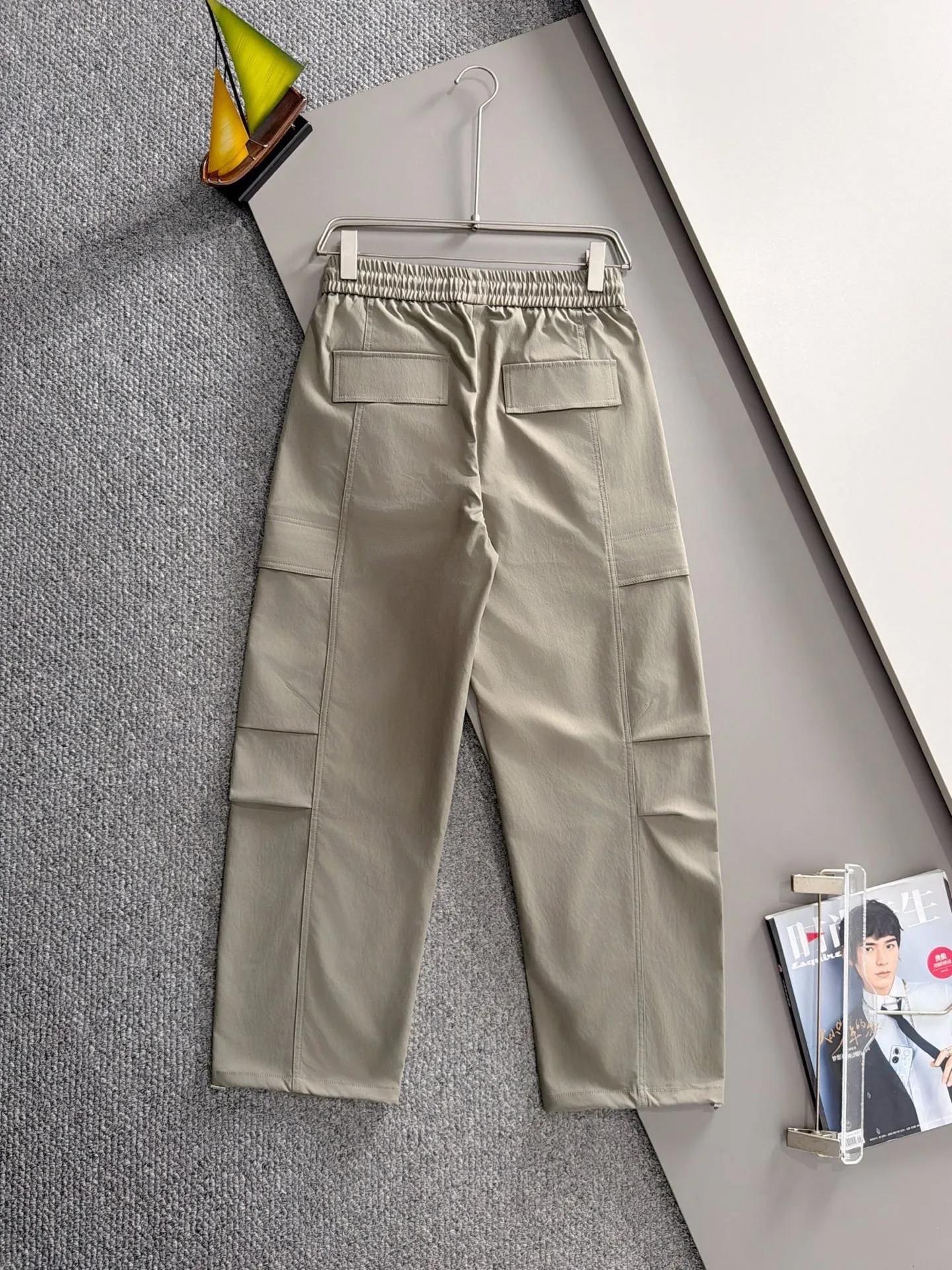 LACOSTE French Crocodile Lacoste 2026 Spring and Summer New Arrival casual pants, counter-customized fabrics Breathable, high comfort, impeccable details, brand element design concept, reflecting high quality. It feels delicate and soft! It presents a casual cut and the upper body shape is great! Sizes:M-4XL